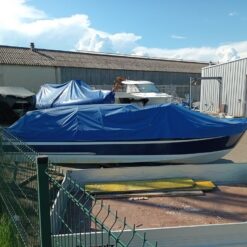 moteur CHRISCRAFT + bateau GUGGISBERG