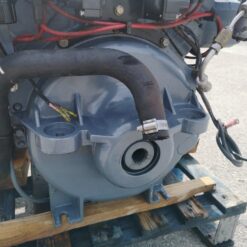 Moteur YAMAHA V6 4.3l de 205cv