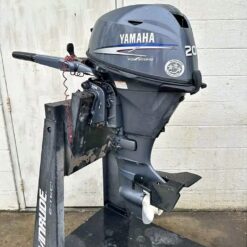 Yamaha 20 CV 4 temps de 2010